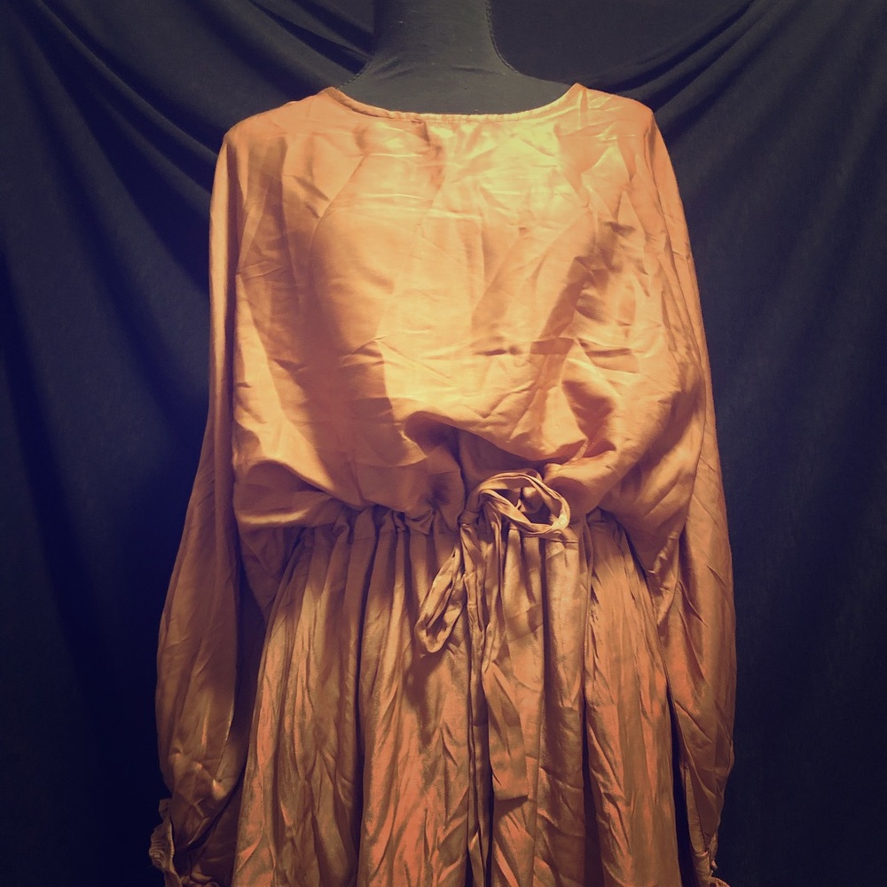 Ruffled sleeve copper dress